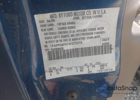 2000 Ford Focus Se z USA, uszkodzony, nr VIN 1FAFP36P0YW375218